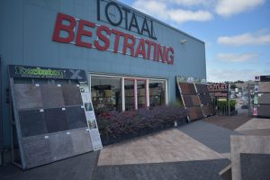 showtuin totaal bestrating drachten