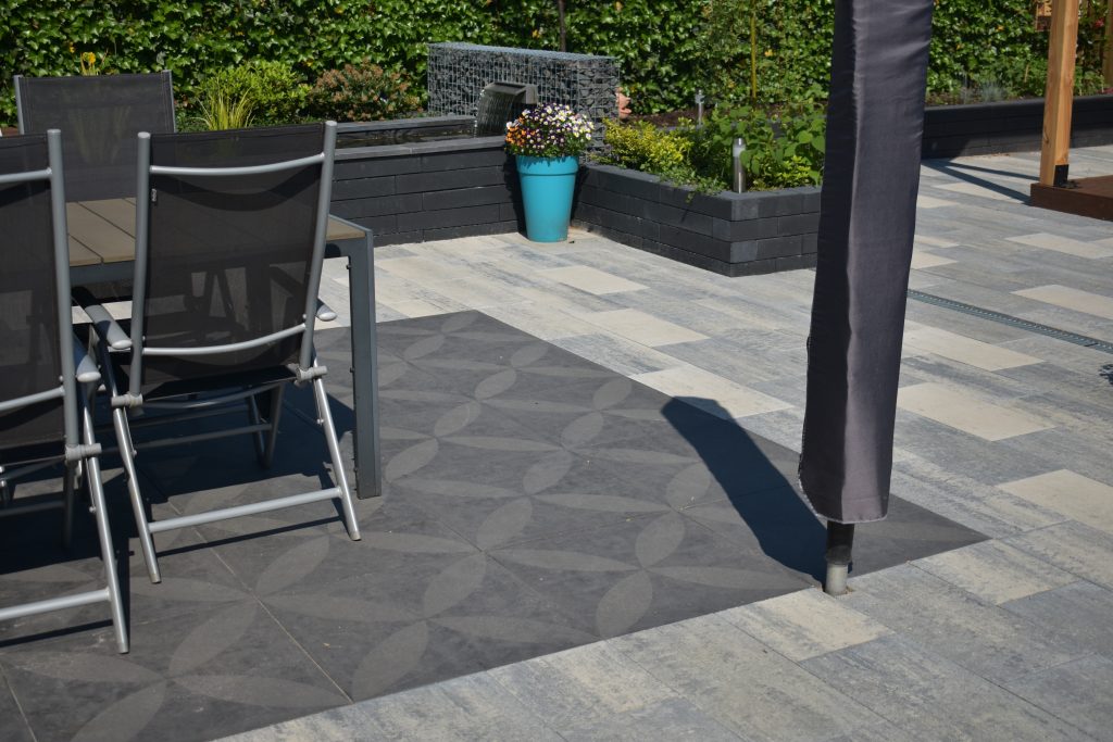 Vloerkleedjes in je terras maken! 