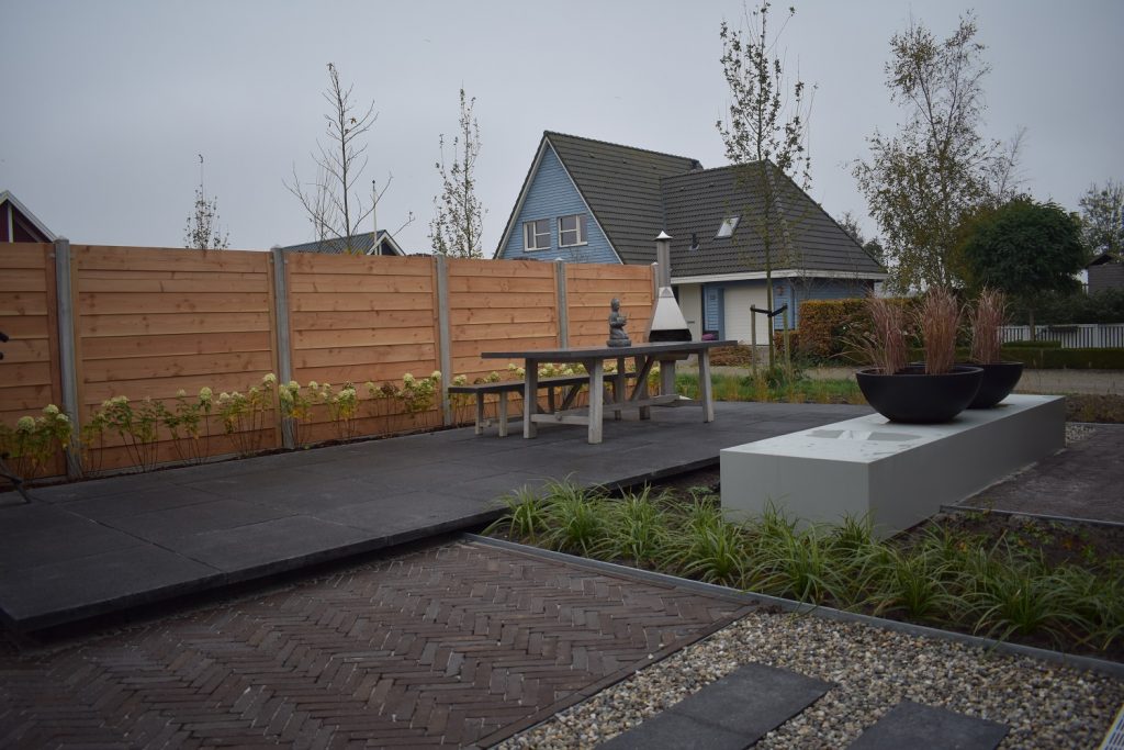 Complete tuin renovatie door Totaal Bestrating Drachten