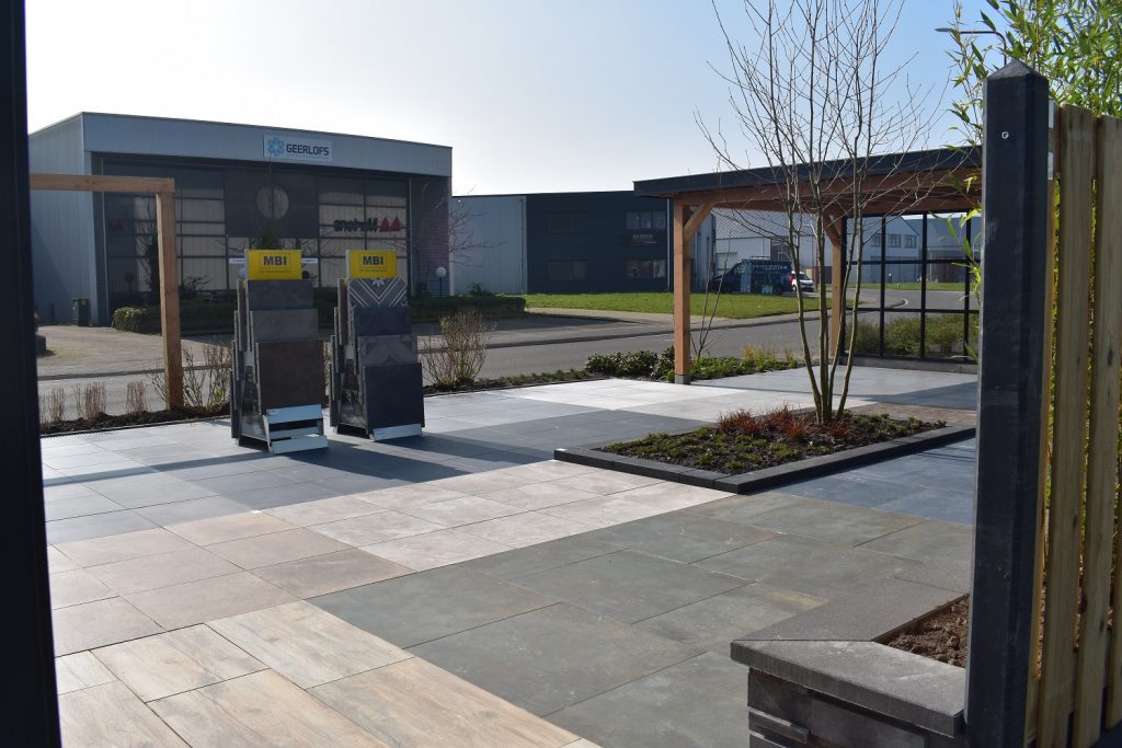 Showtuin Totaal Bestrating Drachten